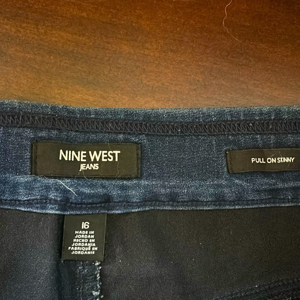 Plus size Nine West pull on Skinny Denim Jeans Womens 16 Blue Stretch Dark Wash